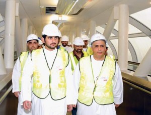 Shaikh Maktoum Bin Mohammad Bin Rashid Al Maktoum, Deputy Ruler of Dubai, on Monday inspected the progress of Dubai Metro work.