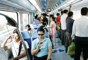     *  The total number of Dubai Metro passengers on a daily basis averages around 112,100.     * Image Credit: Virendra Saklani/Gulf News