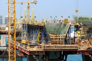 Construction of Saadiyat Bridge, which featured Doka’s formwork.