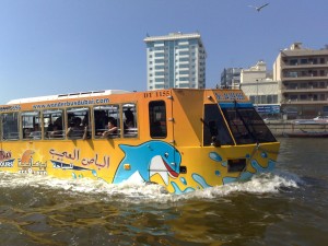 Dubai Wonder Bus