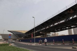      Image Credit:     Bridge too near: The air-conditioned bridge heading into Downtown Dubai is expected to be a big relief, especially in summer FRANCOIS NEL/XPRESS