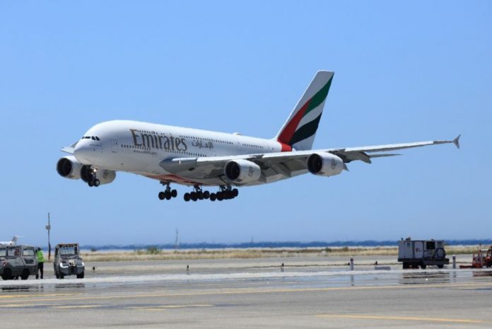 Emirates stalling on A380 order over superjumbo's future