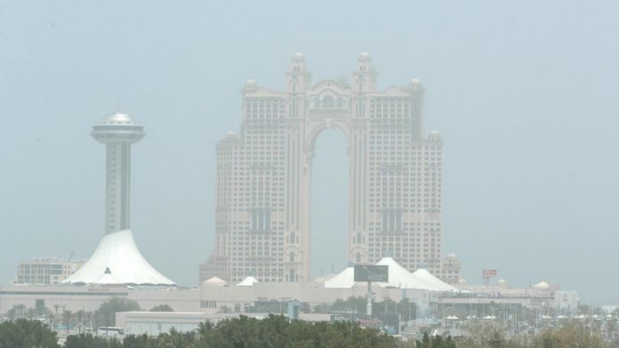 UAE weather: Sandstorms and clouds to continue